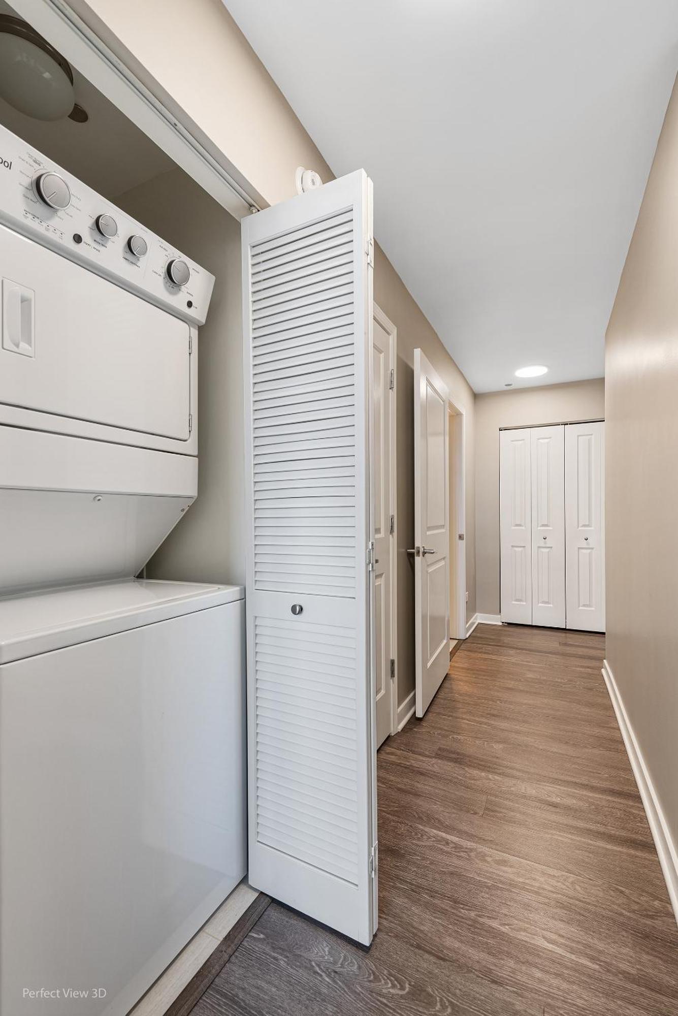 The Bernardin Gold Coast Luxury Apartments Near Magnificent Mile Чикаго Екстер'єр фото