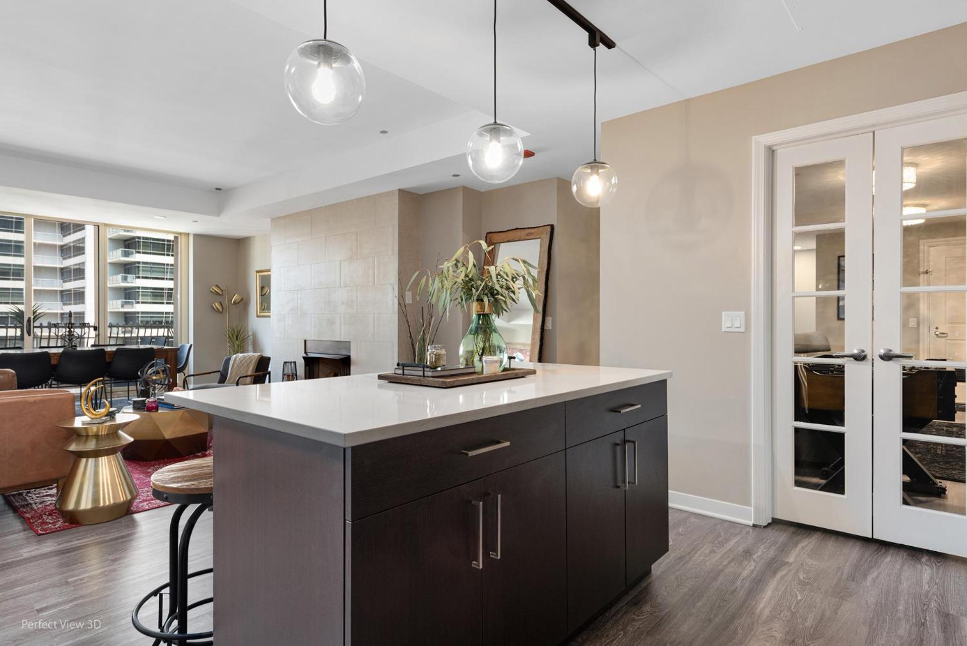 The Bernardin Gold Coast Luxury Apartments Near Magnificent Mile Чикаго Екстер'єр фото