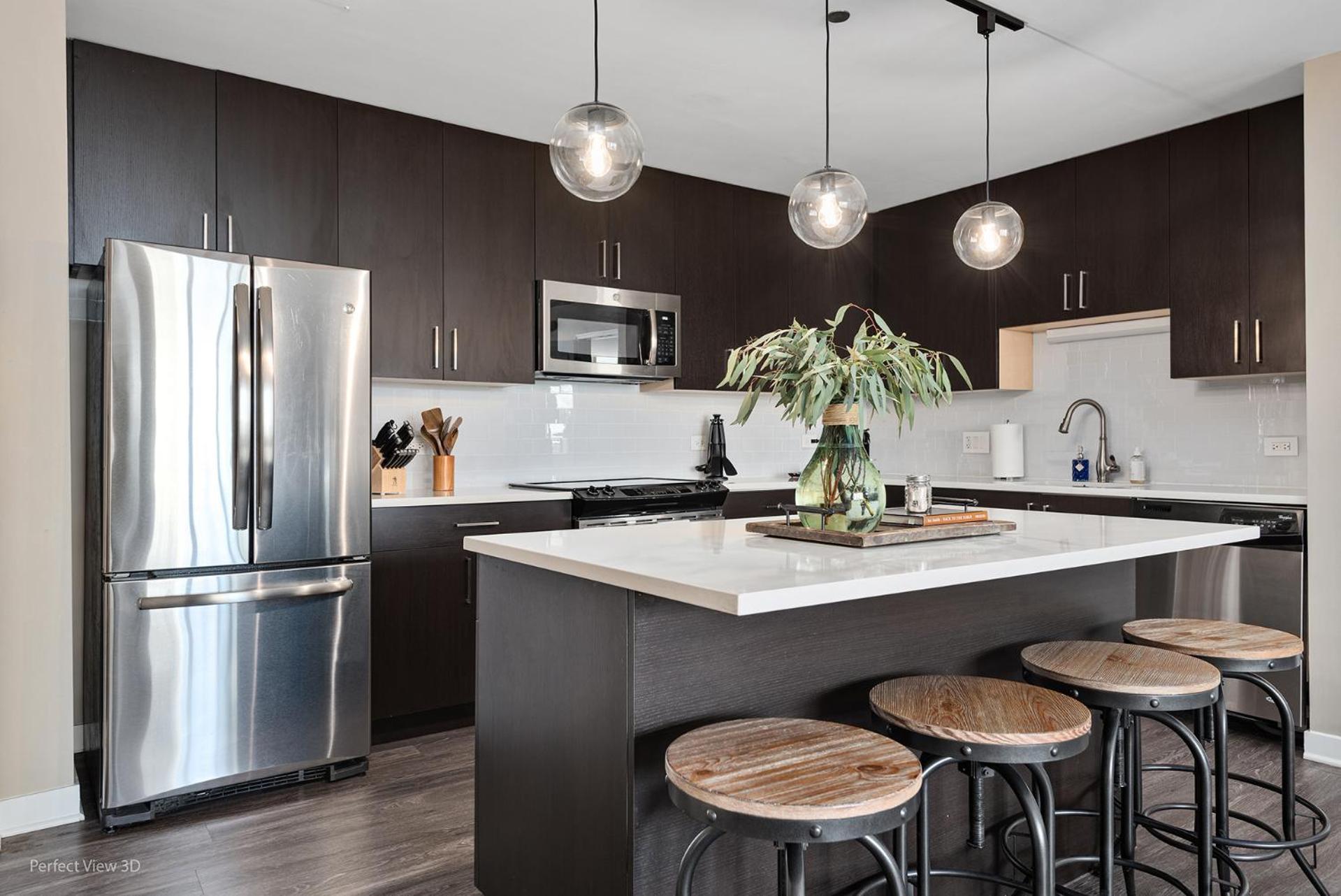 The Bernardin Gold Coast Luxury Apartments Near Magnificent Mile Чикаго Екстер'єр фото